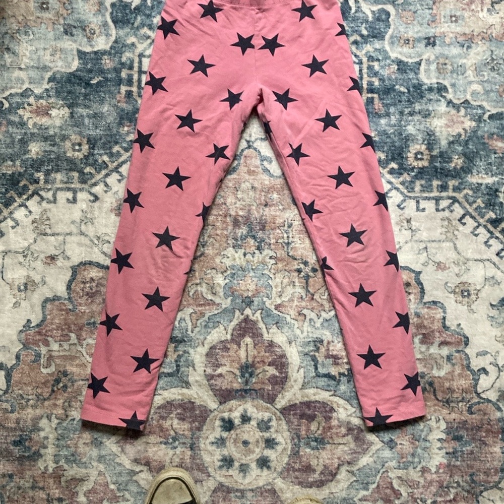 Primary Pink Leggings with Black Stars